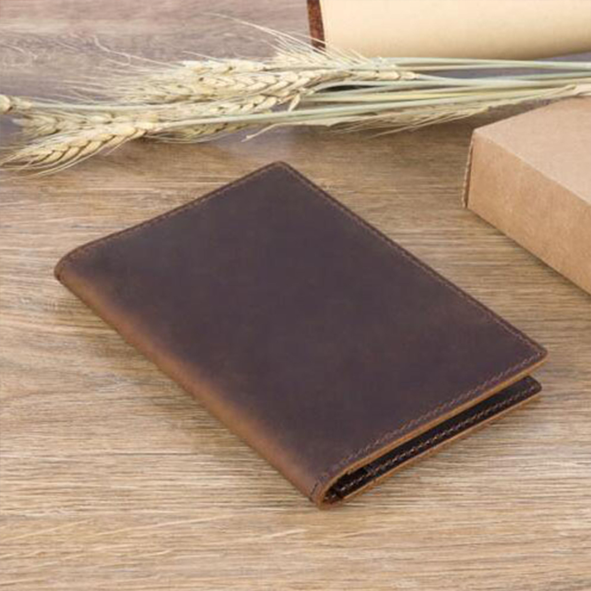 مجنون الحصان الجلود حالة جواز  - مراجعة Passport Wallet Rfid وسعره