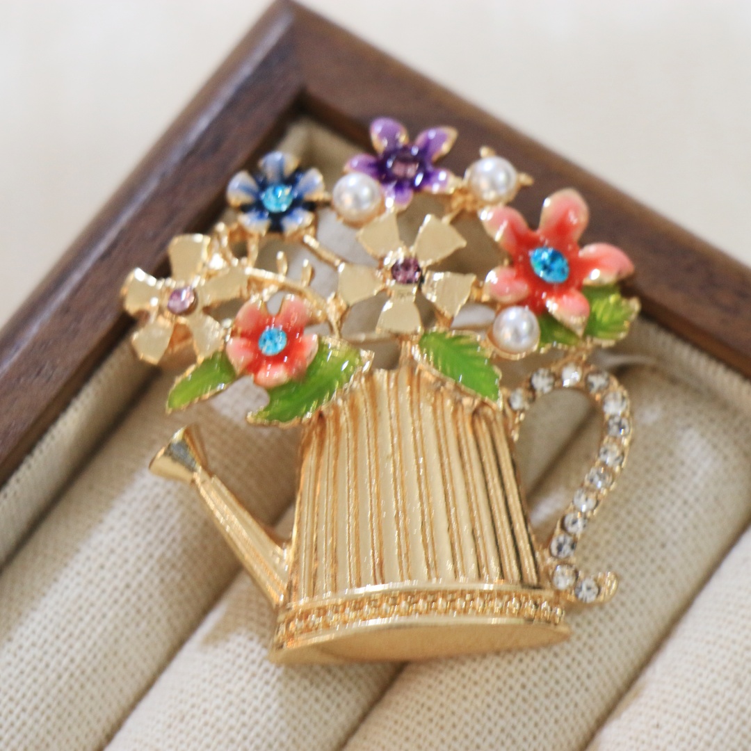 بروش باقة الزهور الباروكية الف - مراجعة Men Accessories Bouquet وسعره
