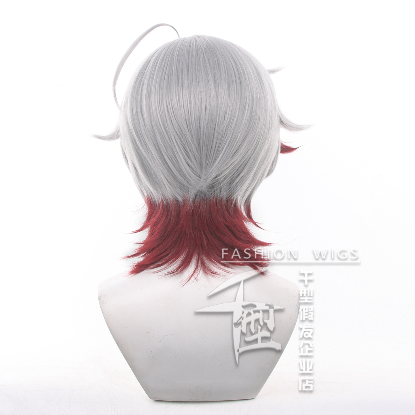 متوفر الآن: شعر مستعار إيلوجا  - مراجعة Men'S Accessories Anime وسعره
